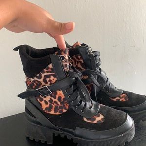 printed platform boots